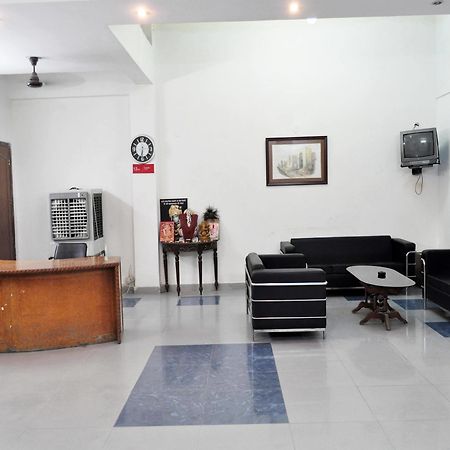Oyo Rooms Noida City Centre Kültér fotó